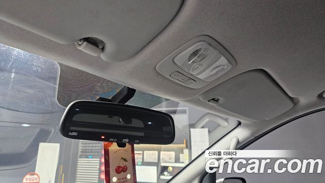 Hyundai Starex 2019 — photo 18