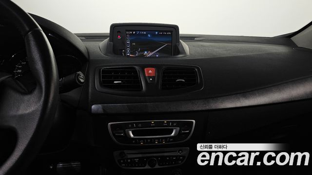Renault Korea SM3 2010 — photo 16