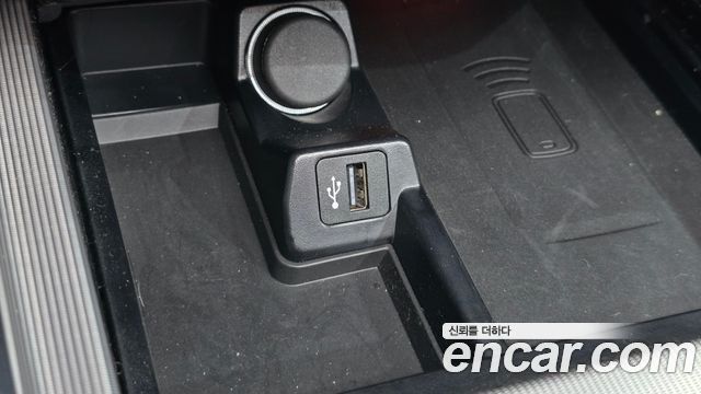 BMW Z4 2022 — photo 17