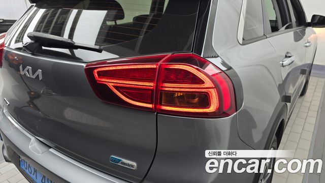 Kia Niro 2022 — photo 9