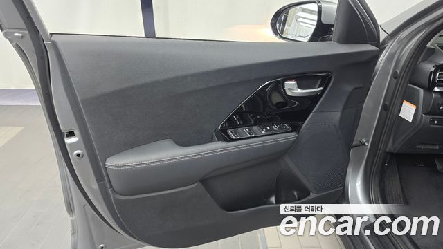 Kia Niro 2022 — photo 14