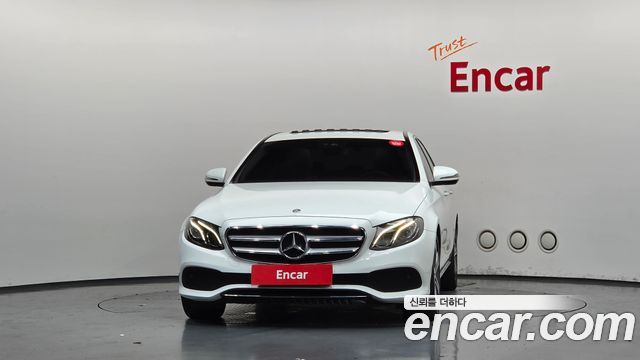 Mercedes-Benz E-Class 2019 — photo 3