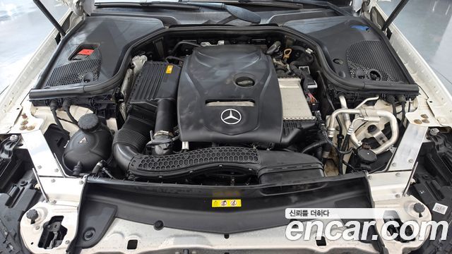 Mercedes-Benz E-Class 2019 — photo 6