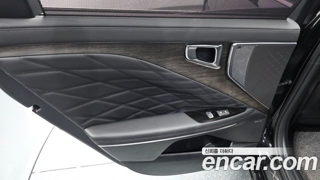 Kia K8 2022 — photo 15