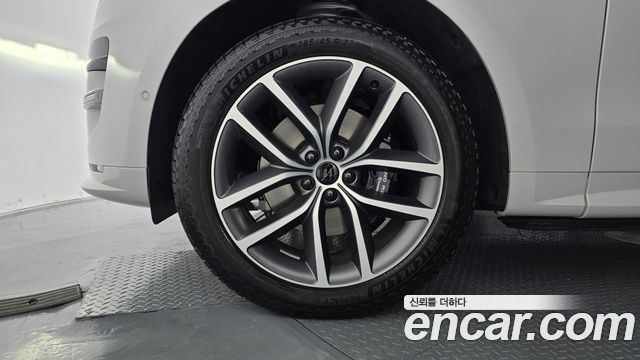 Land Rover Range Rover Sport 2026 — photo 5