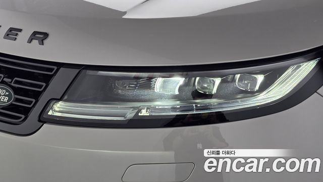 Land Rover Range Rover Sport 2026 — photo 8