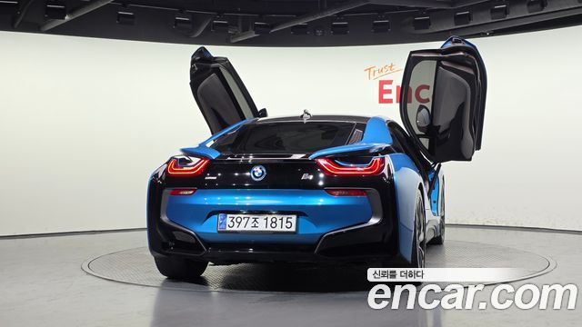 BMW i8 2016 — photo 4