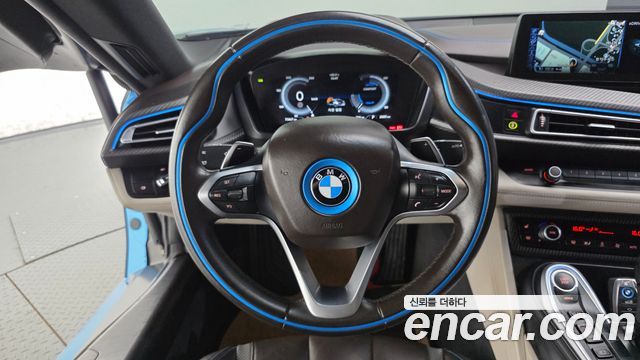 BMW i8 2016 — photo 13