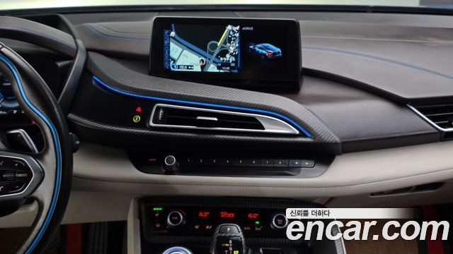 BMW i8 2016 — photo 14