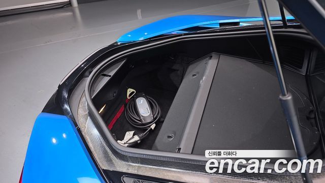 BMW i8 2016 — photo 20