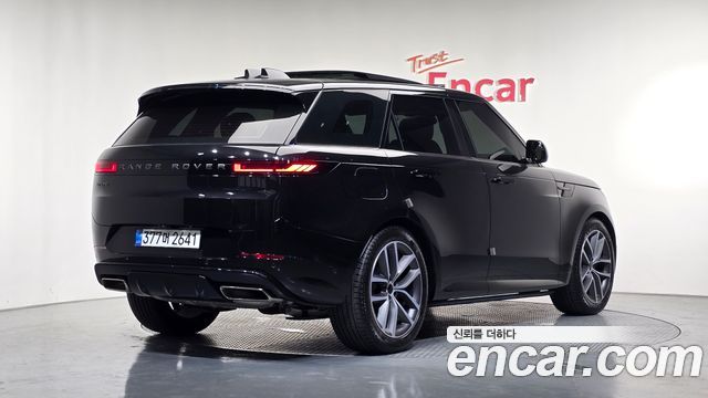 Land Rover Range Rover Sport 2026 — photo 2