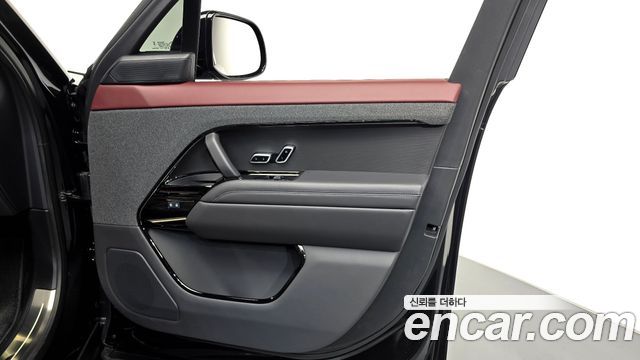Land Rover Range Rover Sport 2026 — photo 14