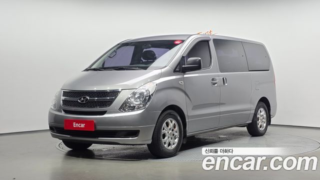 Hyundai Starex 2013 — photo 1