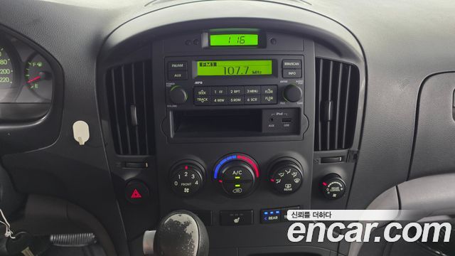 Hyundai Starex 2013 — photo 20