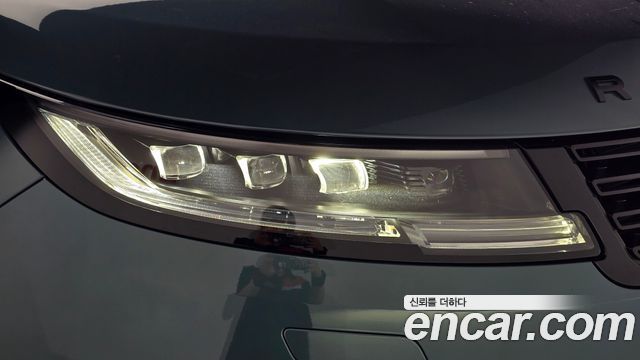 Land Rover Range Rover Sport 2025 — photo 8