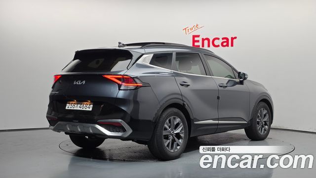 Kia Sportage 2022 — photo 2