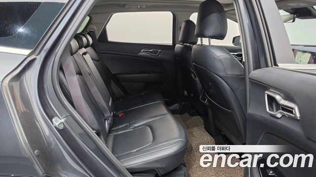 Kia Sportage 2022 — photo 11