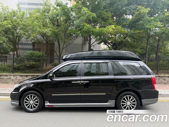 Kia Canival 2012 — photo 5