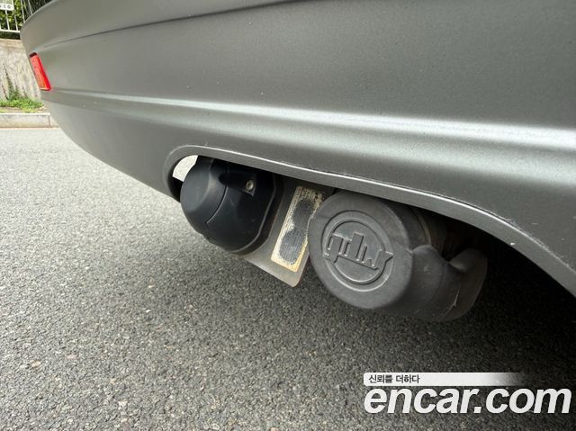 Kia Canival 2012 — photo 15