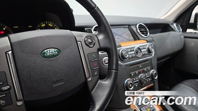 Land Rover Discovery 2012 — photo 36
