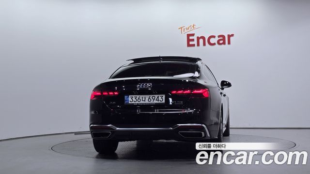Audi A5 2021 — photo 4