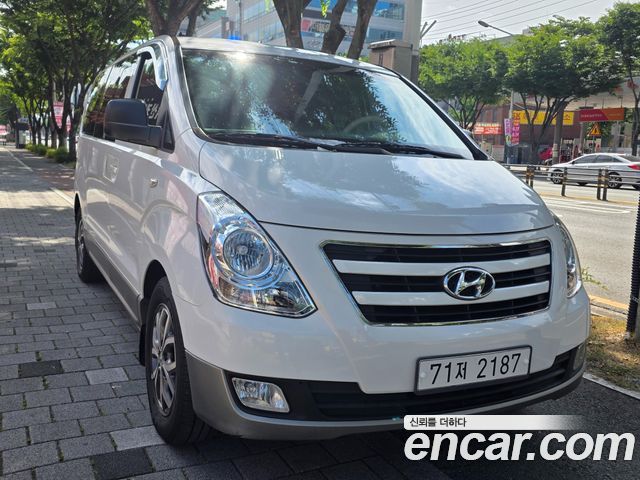 Hyundai Starex 2017 — photo 3