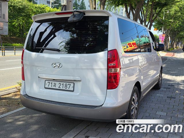 Hyundai Starex 2017 — photo 4