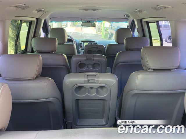 Hyundai Starex 2017 — photo 20