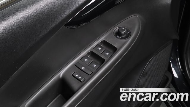 Chevrolet Korea Spark 2016 — photo 16