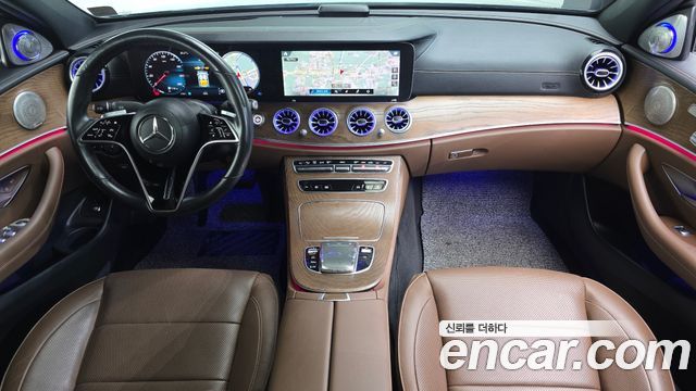 Mercedes-Benz E-Class 2021 — photo 10