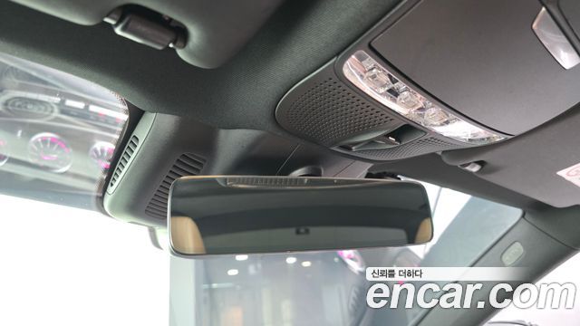 Mercedes-Benz E-Class 2021 — photo 24