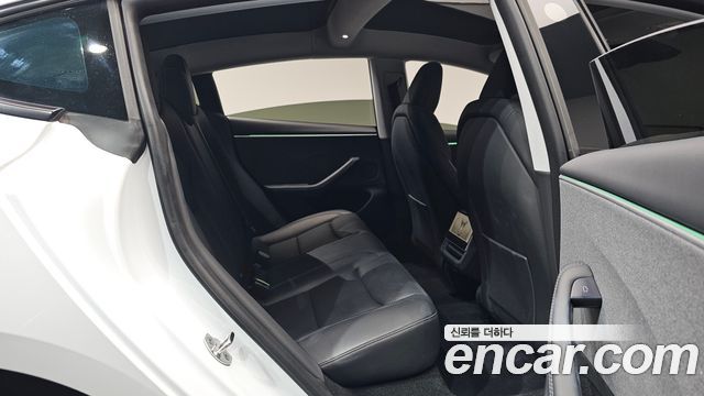 Tesla Model 3 2024 — photo 17