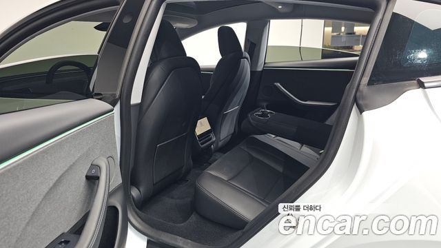 Tesla Model 3 2024 — photo 18
