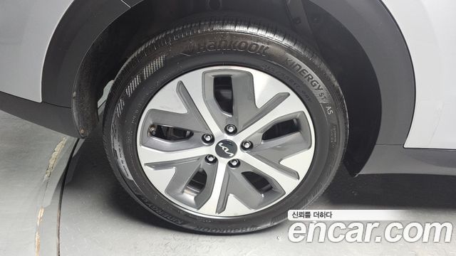Kia Niro 2023 — photo 5