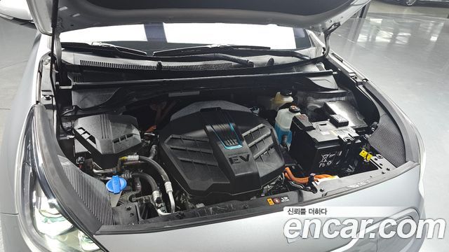 Kia Niro 2023 — photo 6