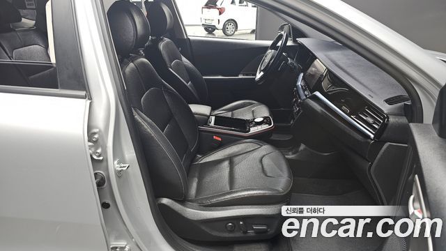 Kia Niro 2023 — photo 13