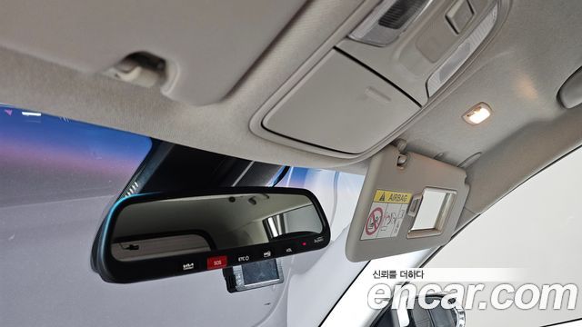 Kia Niro 2023 — photo 30