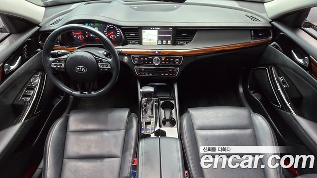 Kia K7 2016 — photo 10
