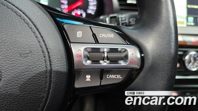 Kia K7 2016 — photo 23