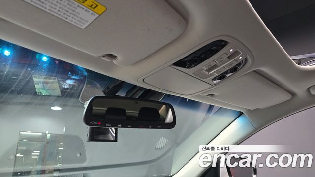 Kia K7 2016 — photo 27