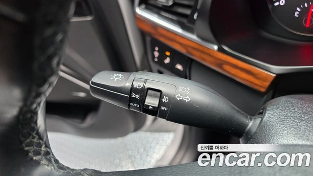 Kia K7 2016 — photo 35