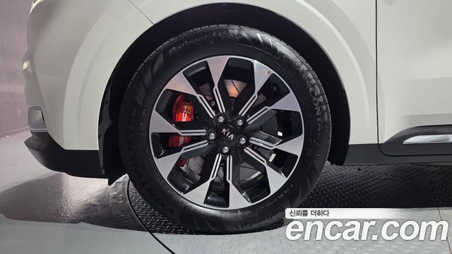 Kia Canival 2021 — photo 5