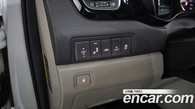 Kia Canival 2018 — photo 14