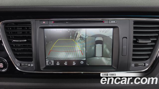 Kia Canival 2018 — photo 16