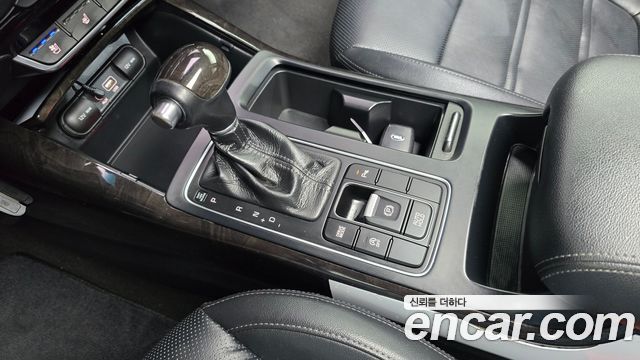Kia Sorento 2016 — photo 12