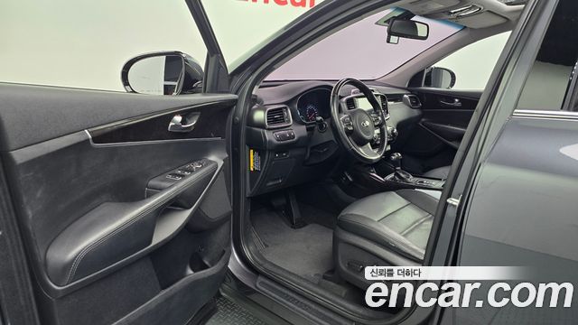 Kia Sorento 2016 — photo 13