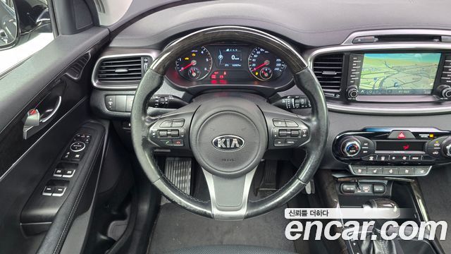 Kia Sorento 2016 — photo 19