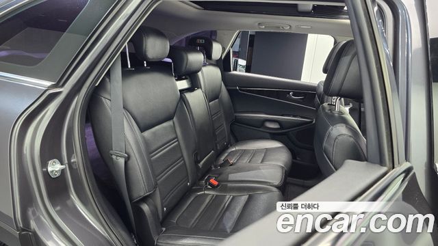 Kia Sorento 2016 — photo 16