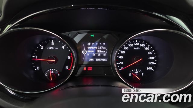 Kia Canival 2017 — photo 8