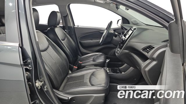 Chevrolet Korea Spark 2018 — photo 17